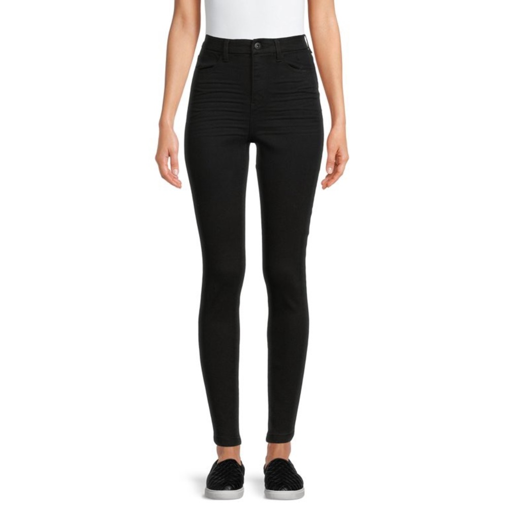 🚨🚨NWT No Boundaries Super High Rise Curvy Skinny Jeans